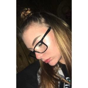 Meet your Posher, Haylee